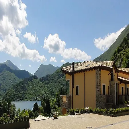 Tassido Coda Apartmanhotel 4*